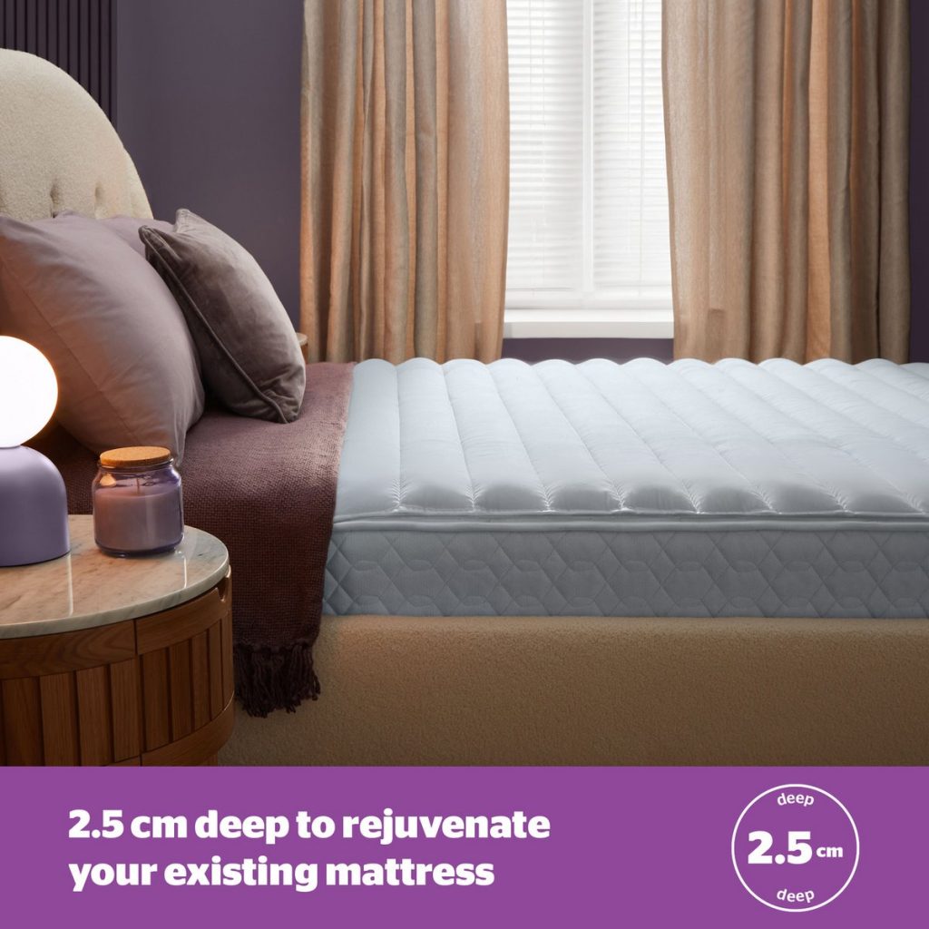 Silentnight Deep Sleep 2.5cm topper fitted on a mattress
