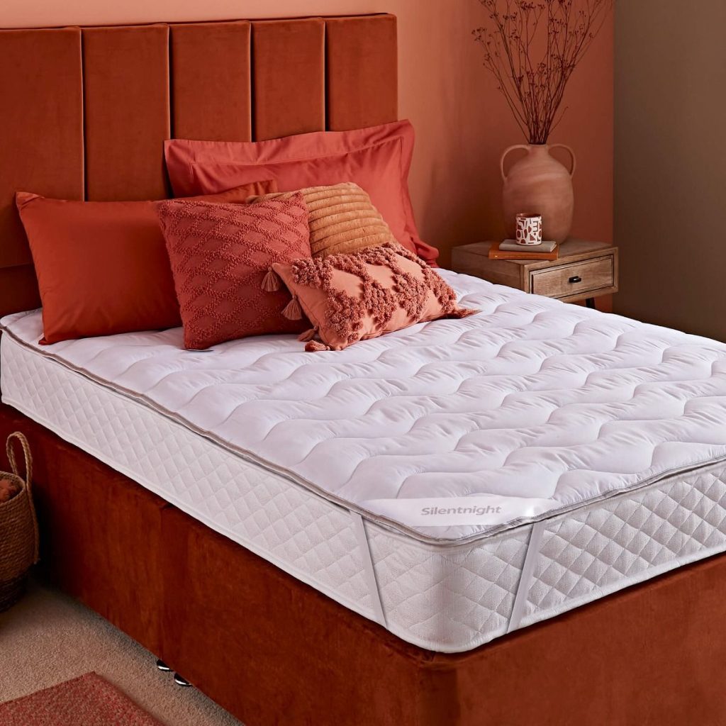 Silentnight Heat Genie Self Heating Mattress Topper