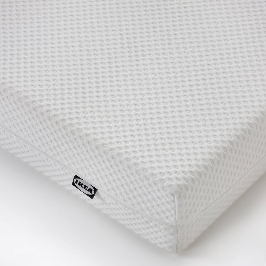 IKEA Åbygda corner detail of the white knitted cover