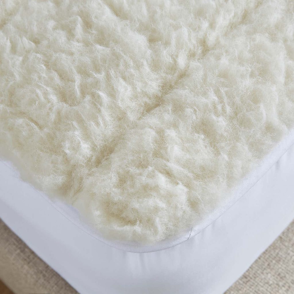Dorma Luxury Wool Reversible topper close-up of the wool pile