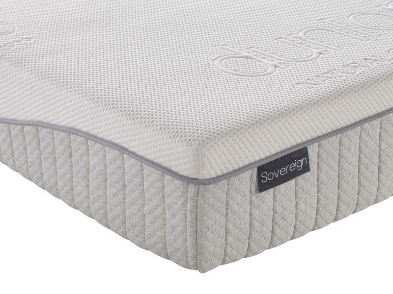 Corner of the Dunlopillo Sovereign mattress with quilted cover and model label