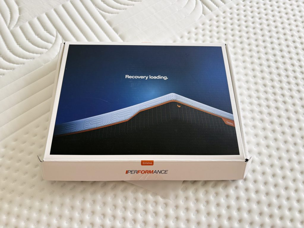 The Emma Performance presentation box on the mattress