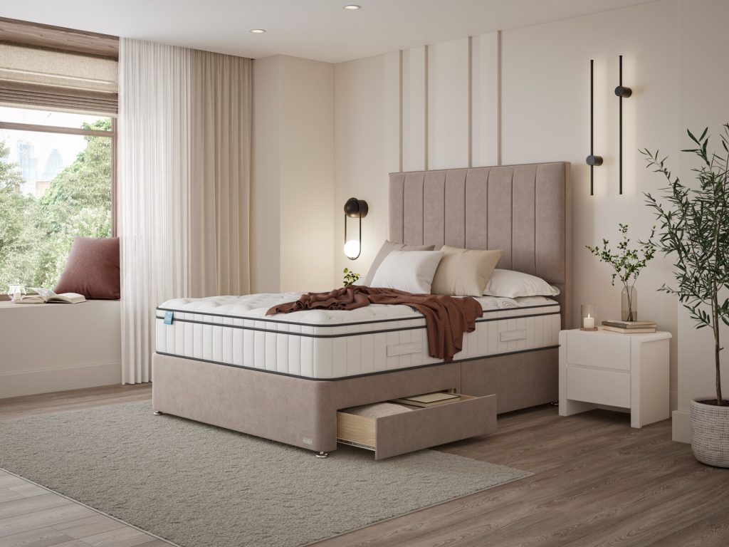 iGel NanoTech 3000i on a beige divan in a bright bedroom