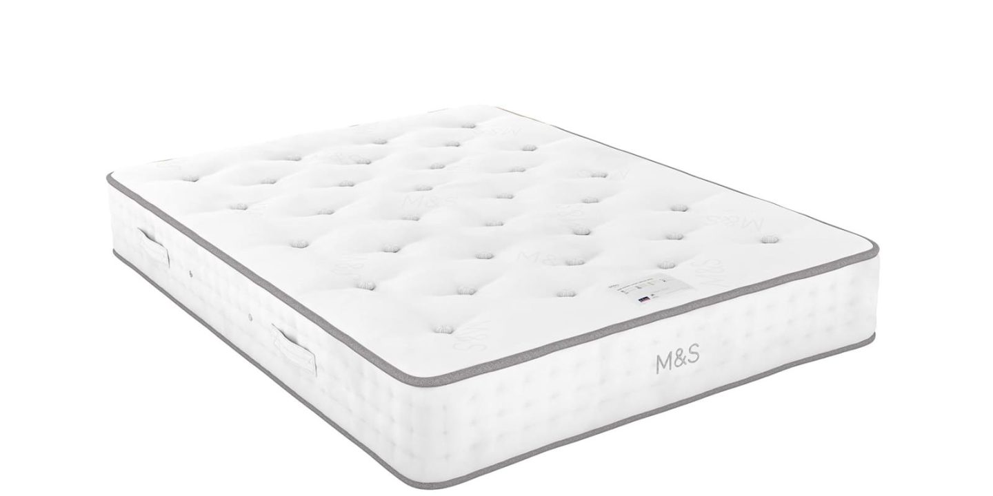 M&S 2500 British Wool Pocket Spring Medium Mattress