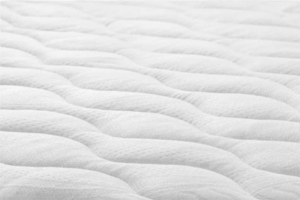 Relyon Chelsea 1500 Memory close-up of the quilted knitted top