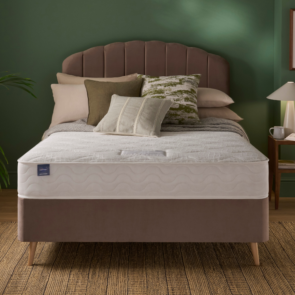 Silentnight Comfort Breathe 1000 Pocket mattress, on a divan bed in a green bedroom