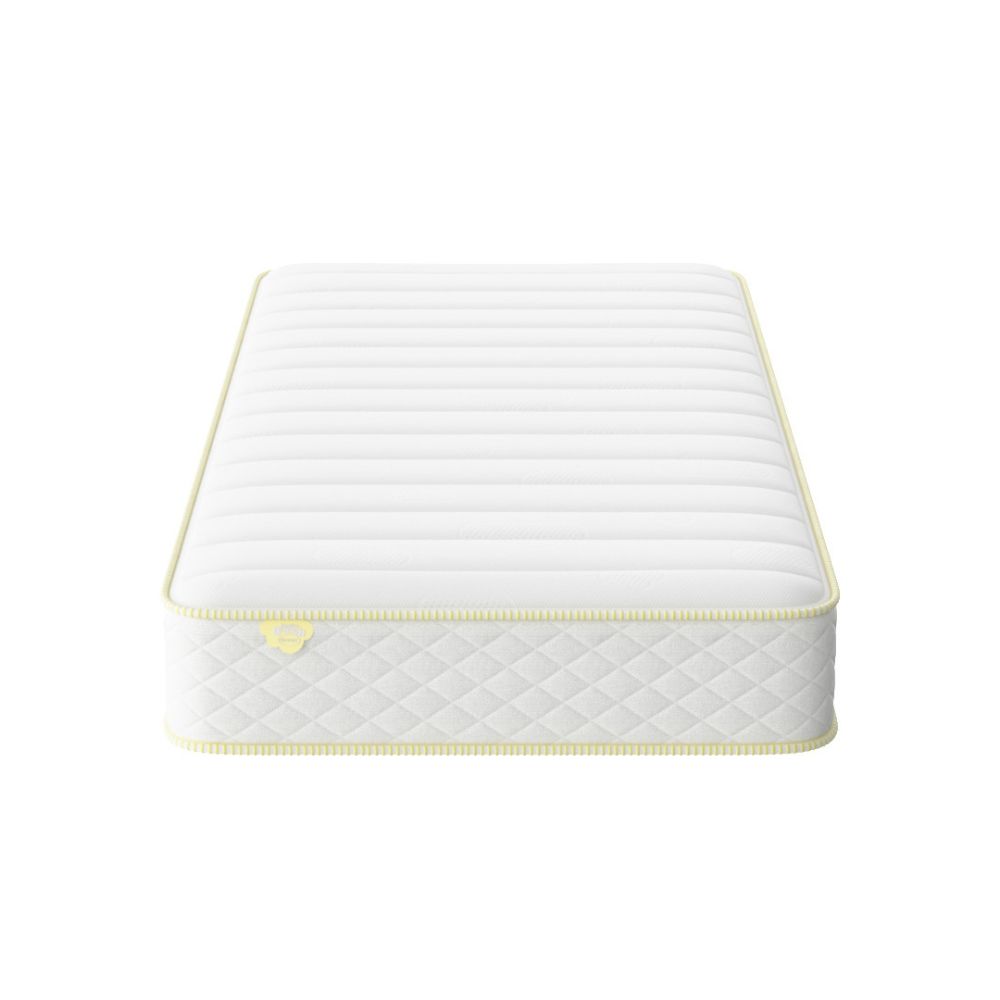 Silentnight Healthy Growth Astro Eco Comfort Pocket mattress, product photo on a white background