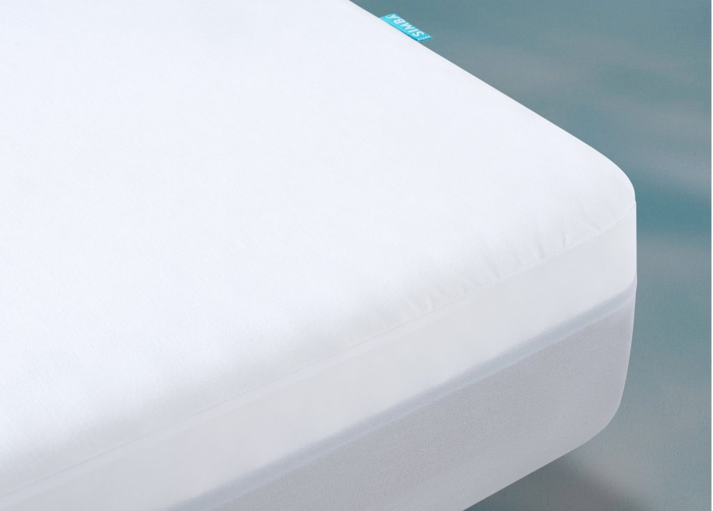 Simba TripleShield Bamboo Mattress Protector, corner of the fitted protector on a mattress