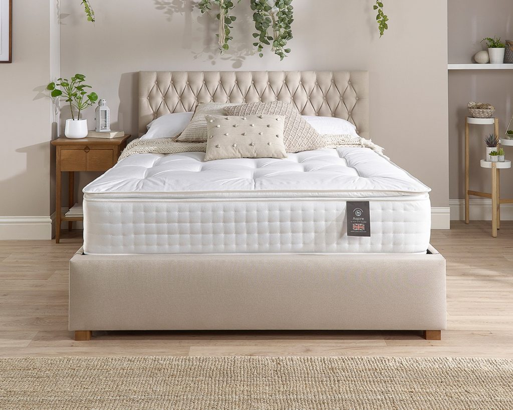 Aspire 3000 Pocket Wool Cashmere and Silk Pillowtop seen from the foot of the bed