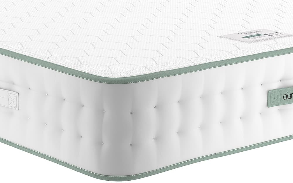 Dunlopillo Meya mattress corner close-up of the quilted cover and side stitching