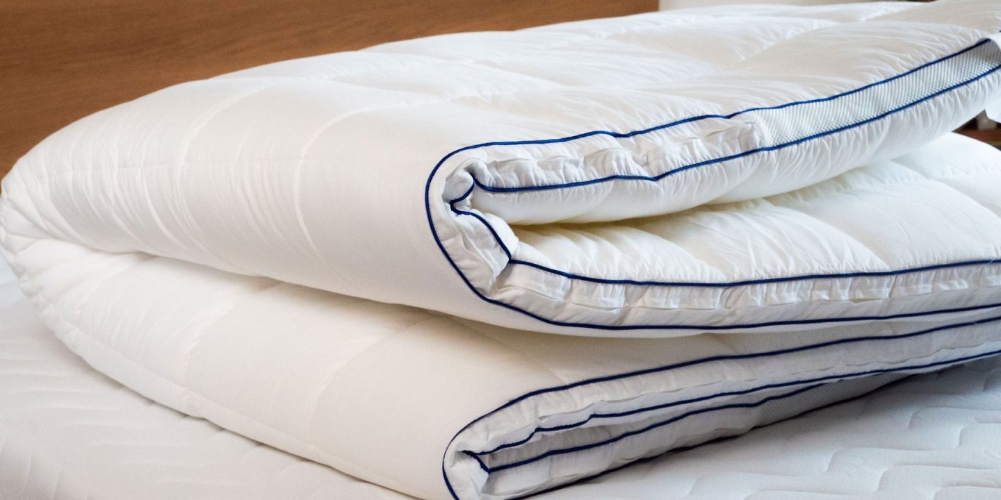 Best foldable mattresses: tri-fold mattresses and folding guest beds compared