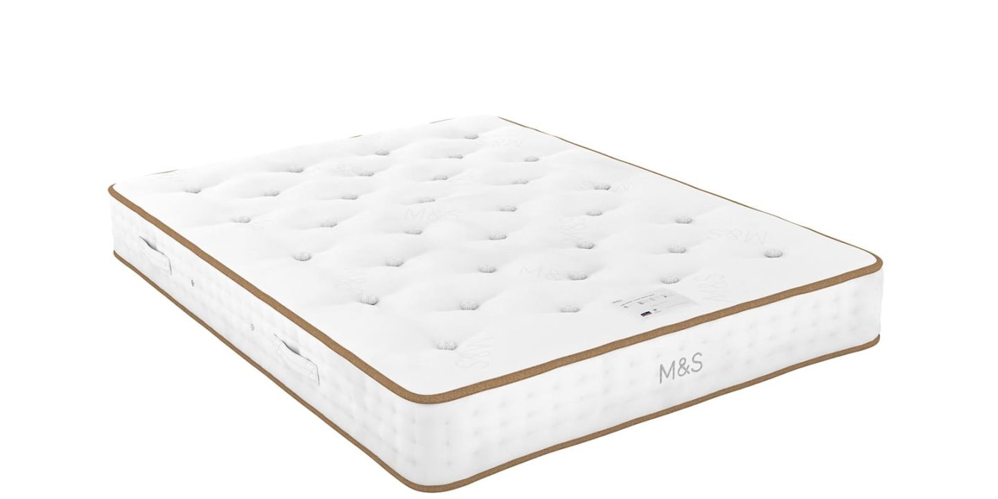 M&S 1500 British Wool Pocket Spring Medium Mattress