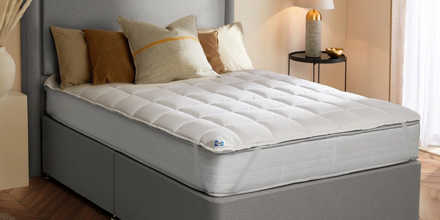 Sealy Luxury Anti-Allergy Mattress Topper